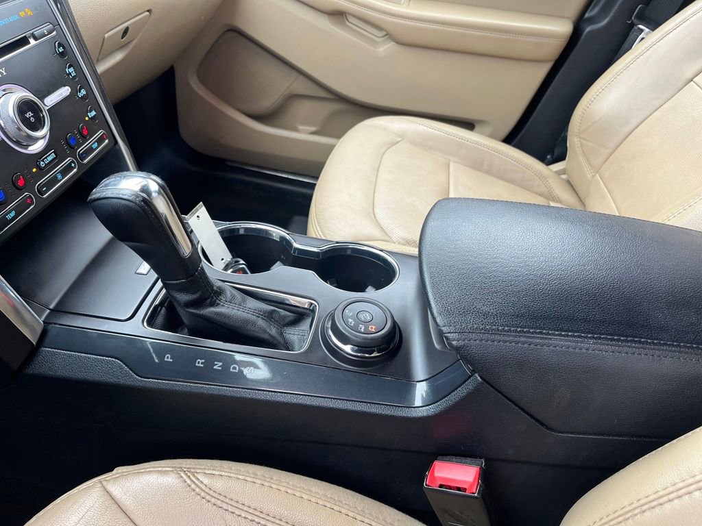 Used 2017 Ford Explorer Limited image 24