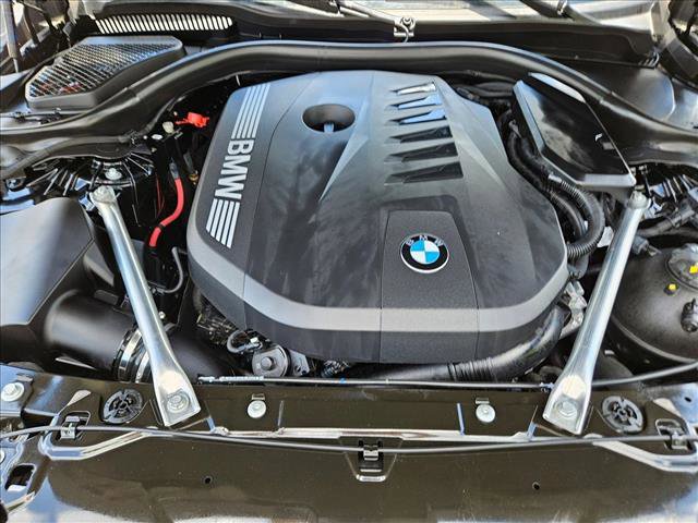 Used 2025 BMW 540i xDrive AWD/4WD image 24