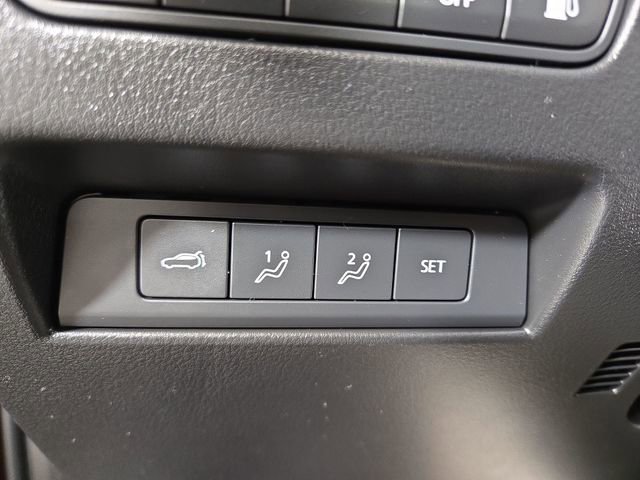 Used 2024 MAZDA CX-90 Plug-In Hybrid w/ Premium Pkg image 29