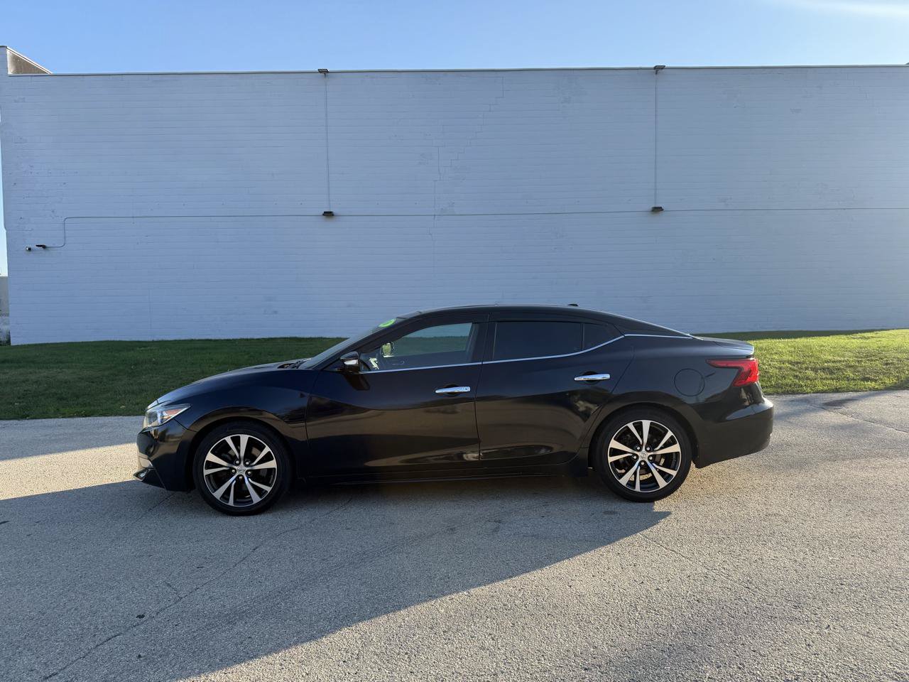 Used 2016 Nissan Maxima Platinum FWD image 4