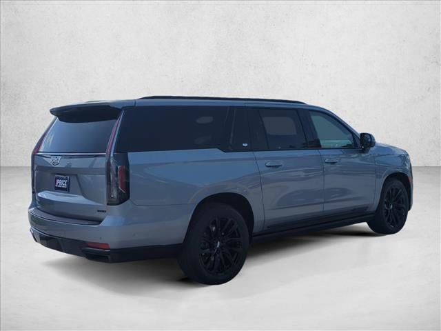Used 2024 Cadillac Escalade ESV Sport Platinum w/ LPO, ONYX Package AWD/4WD image 5
