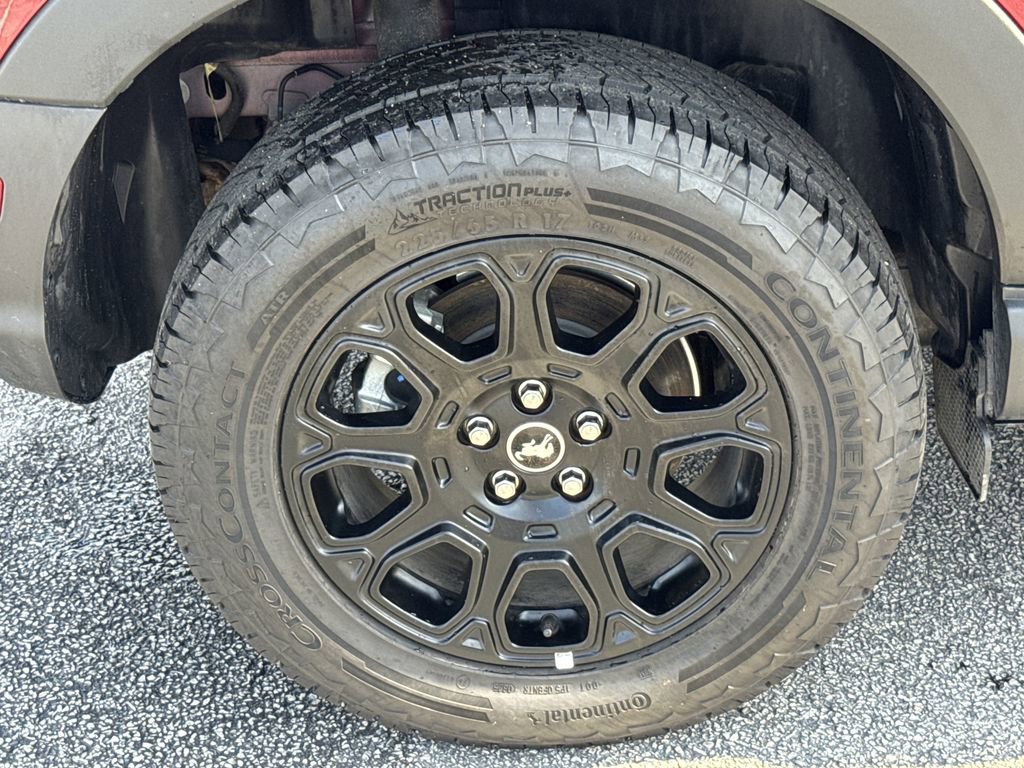 Used 2025 Ford Bronco Sport Badlands AWD/4WD image 17