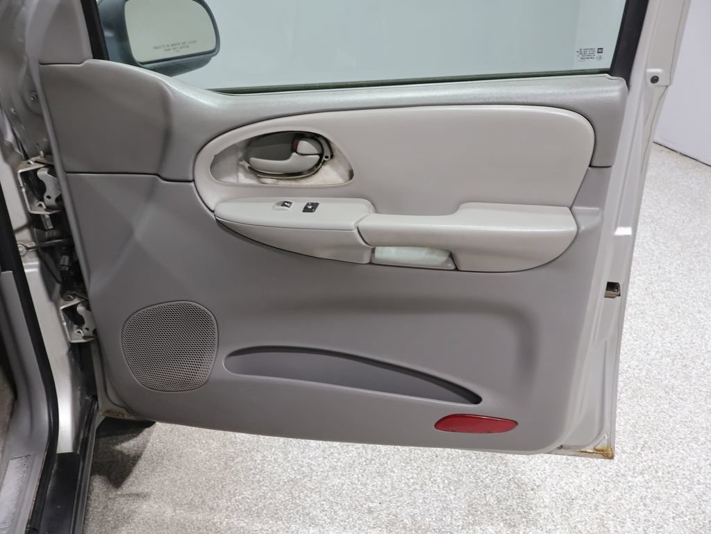 Used 2008 Chevrolet TrailBlazer 4WD image 23