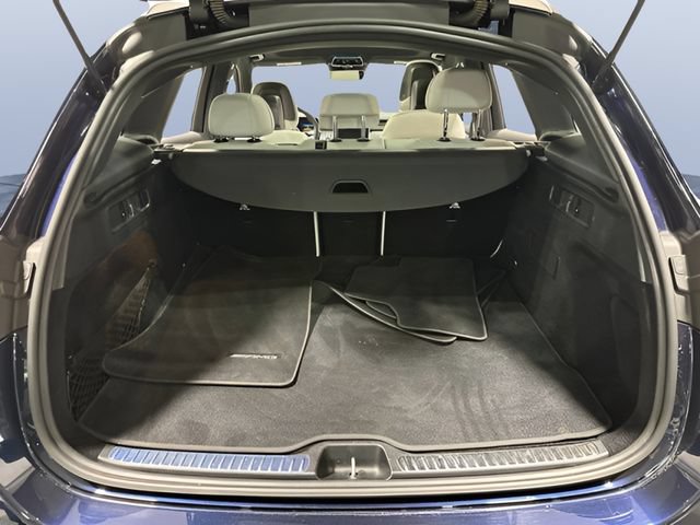 Used 2023 Mercedes-Benz GLC 300 4MATIC image 9