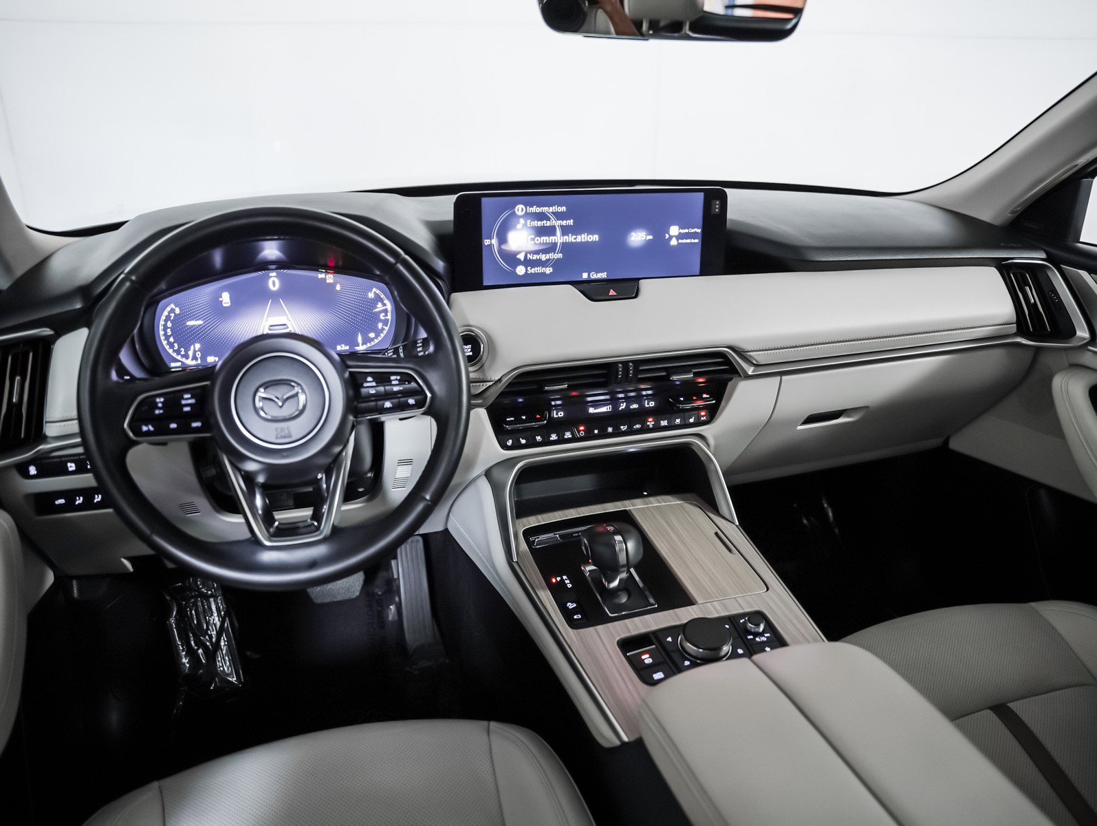 Used 2025 MAZDA CX-90 3.3 Turbo S w/ Premium Package image 17