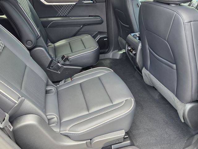 New 2026 GMC Acadia Denali w/ Super Cruise Package FWD image 18