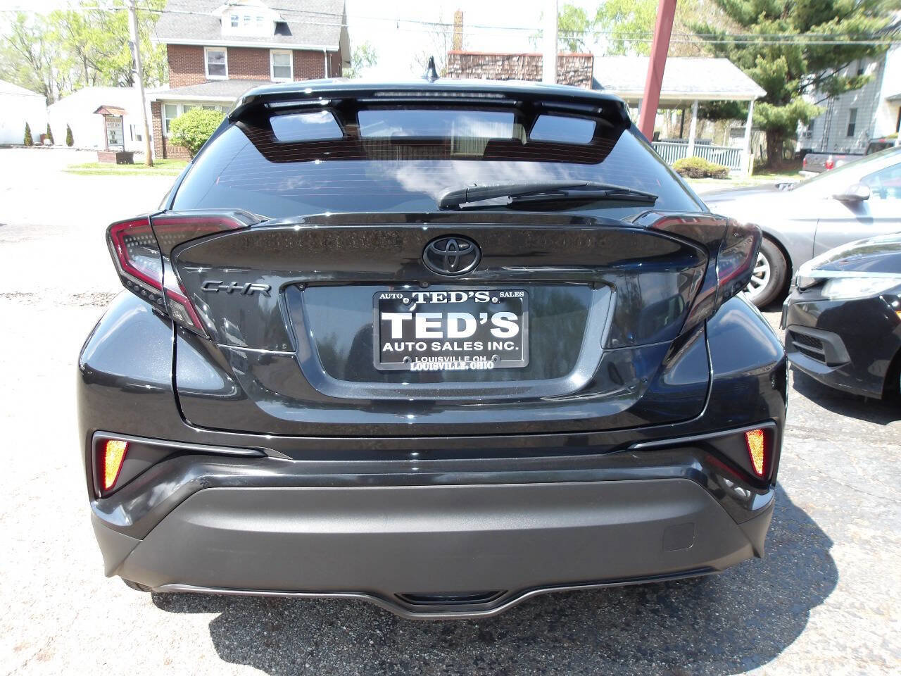 Used 2018 Toyota C-HR XLE FWD image 10