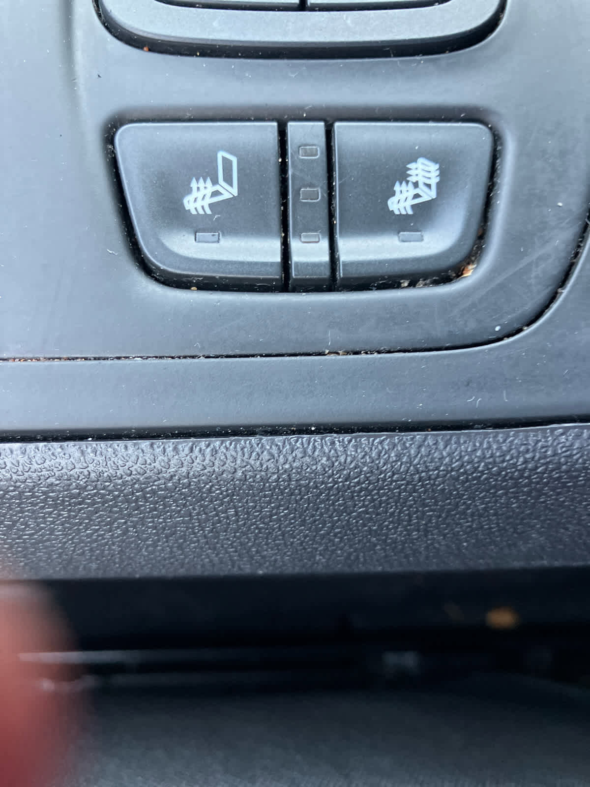 Used 2024 GMC Terrain SLT image 31