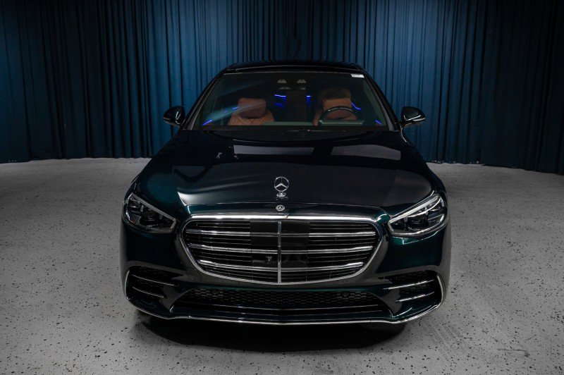 New 2026 Mercedes-Benz S 580 S 580 4MATIC&reg; Sedan image 2