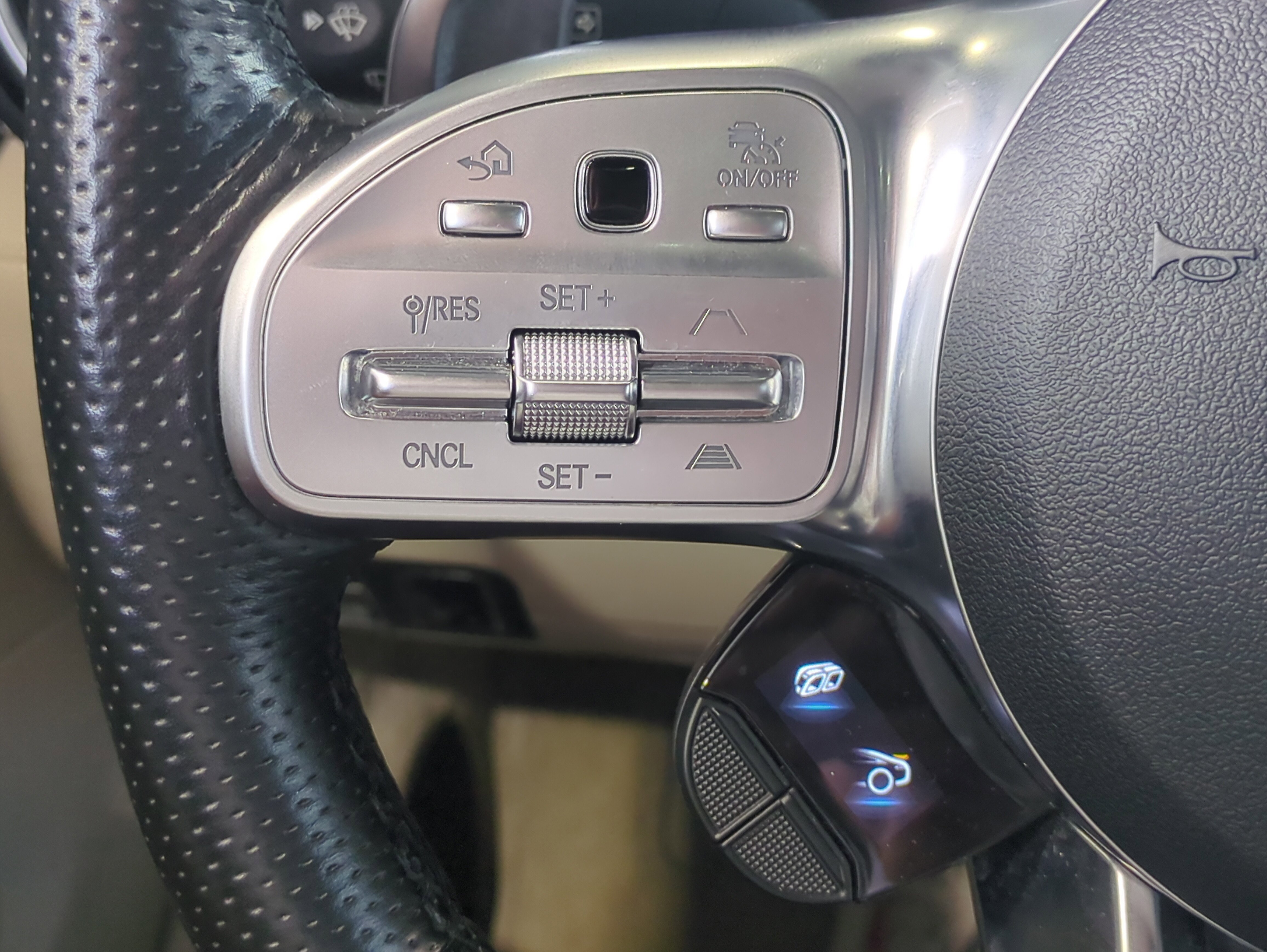 Used 2020 Mercedes-Benz AMG GT C image 26