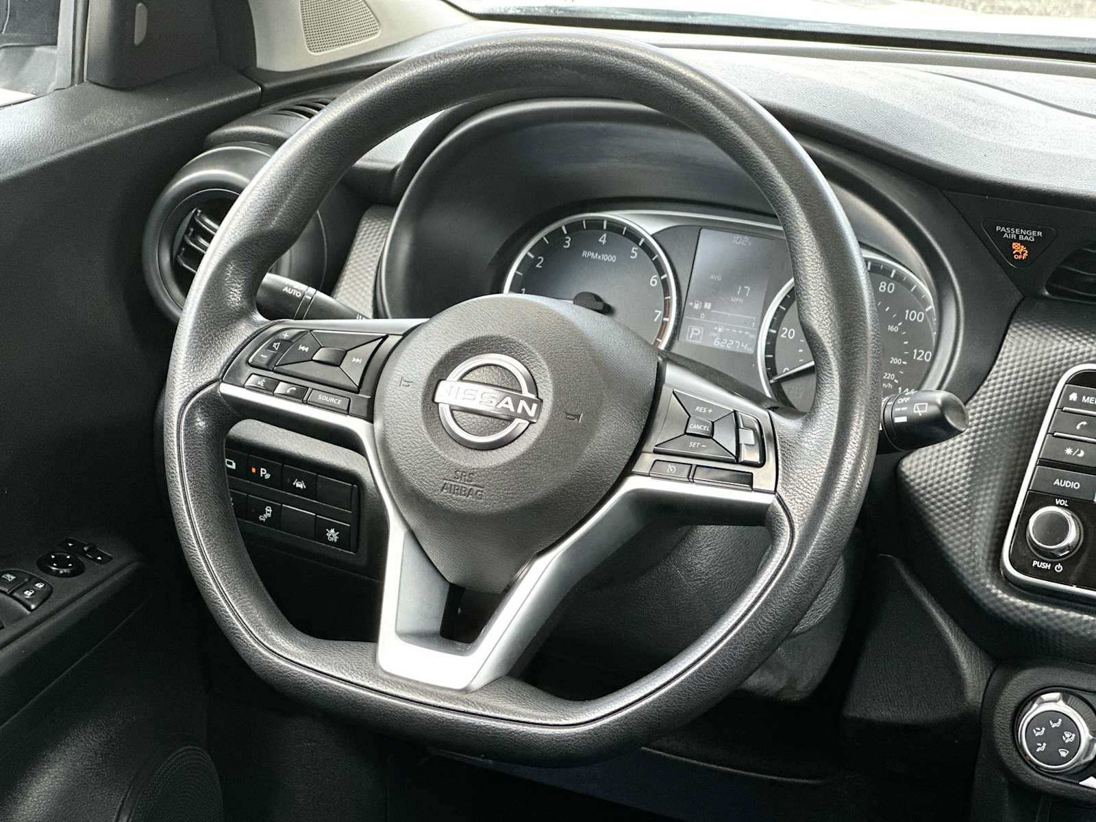 Used 2022 Nissan Kicks S FWD image 27