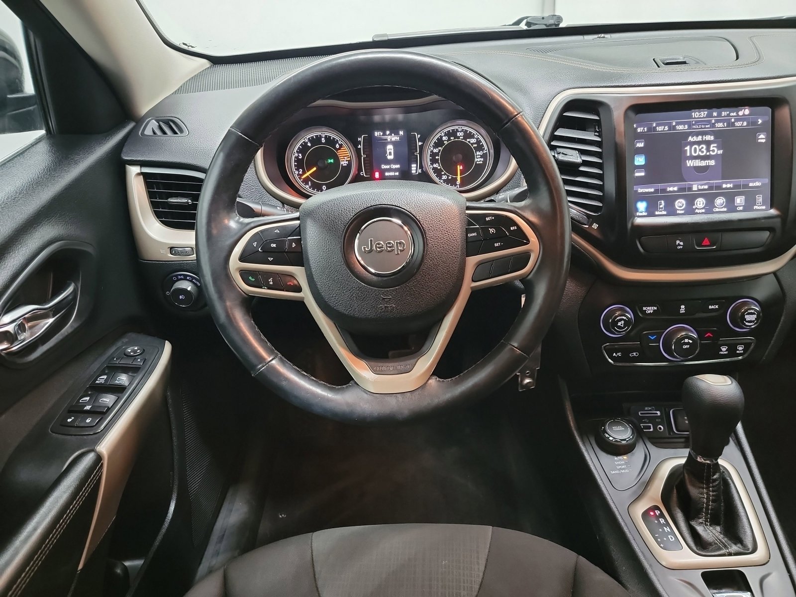 Used 2017 Jeep Cherokee Latitude w/ Safety/Convenience Group image 16