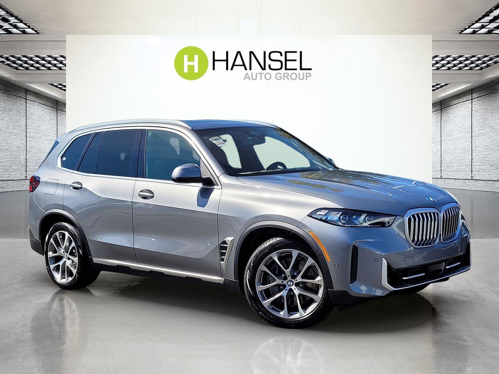 New 2026 BMW X5 xDrive50e w/ Premium Package
