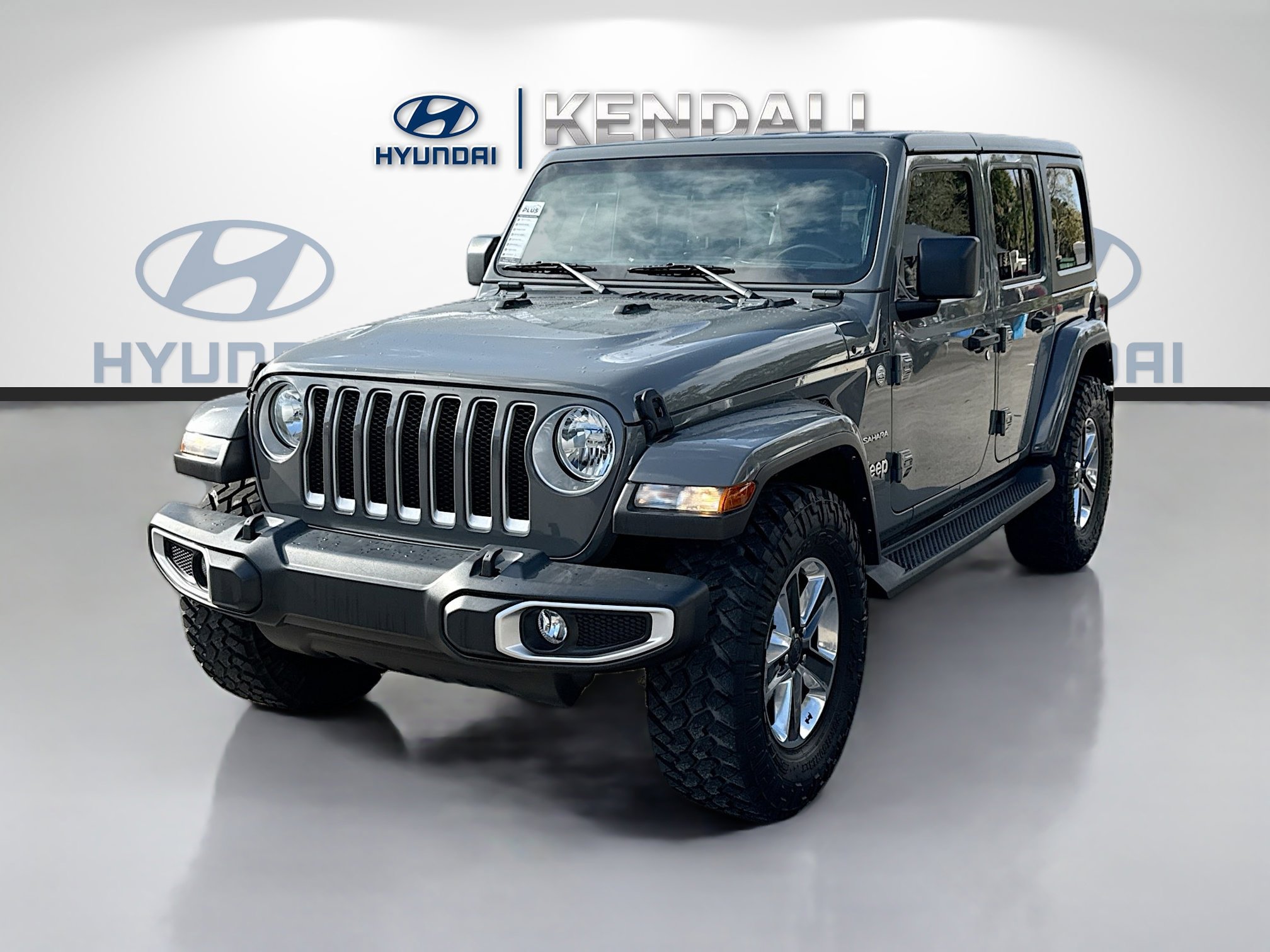 Used 2022 Jeep Wrangler Unlimited Sahara image 3