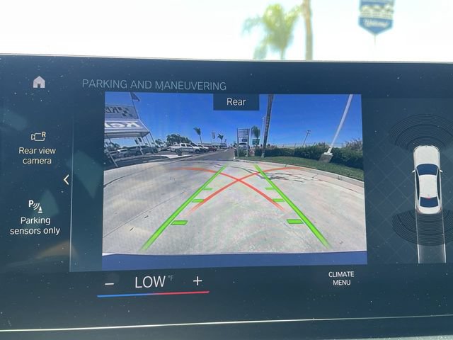 Used 2023 BMW 330e RWD image 15