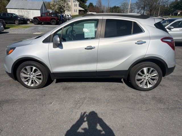 Used 2018 Buick Encore Preferred image 2