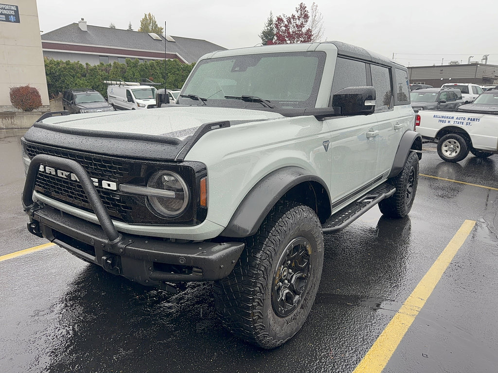 Used 2021 Ford Bronco First Edition AWD/4WD image 1