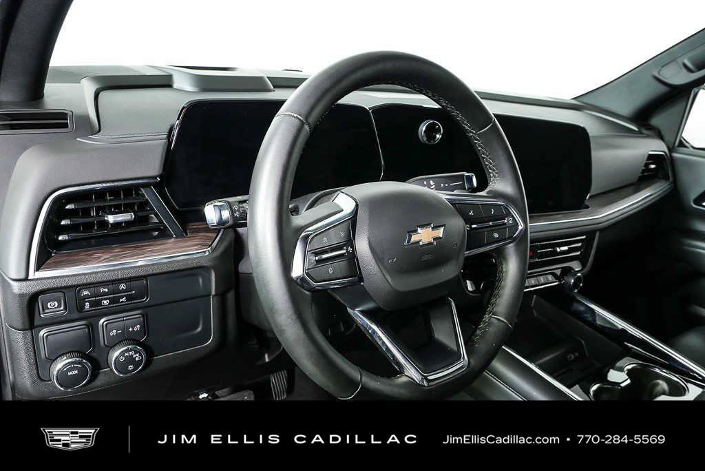 Used 2025 Chevrolet Tahoe LT RWD image 4