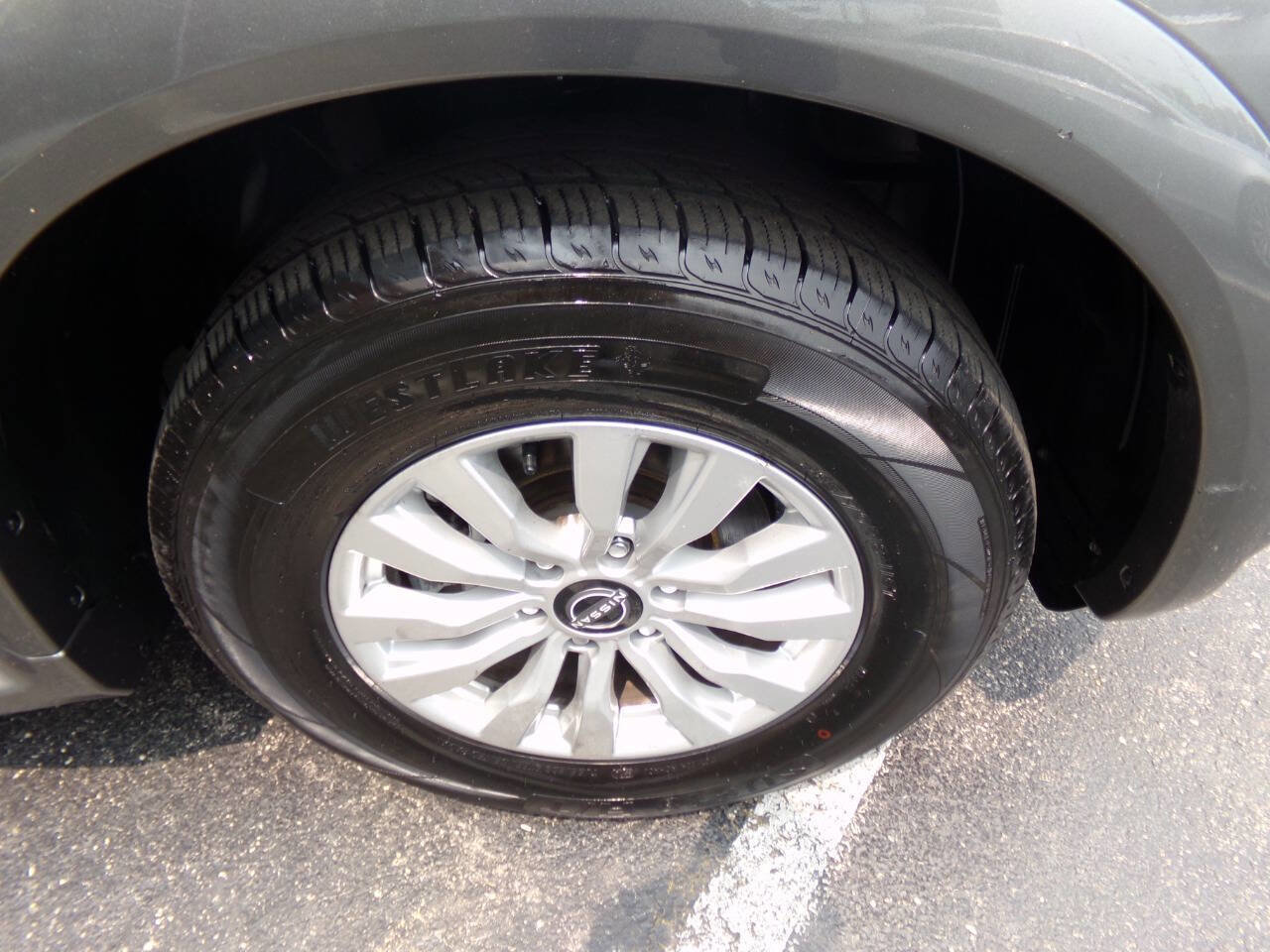 Used 2023 Nissan Armada SV image 53