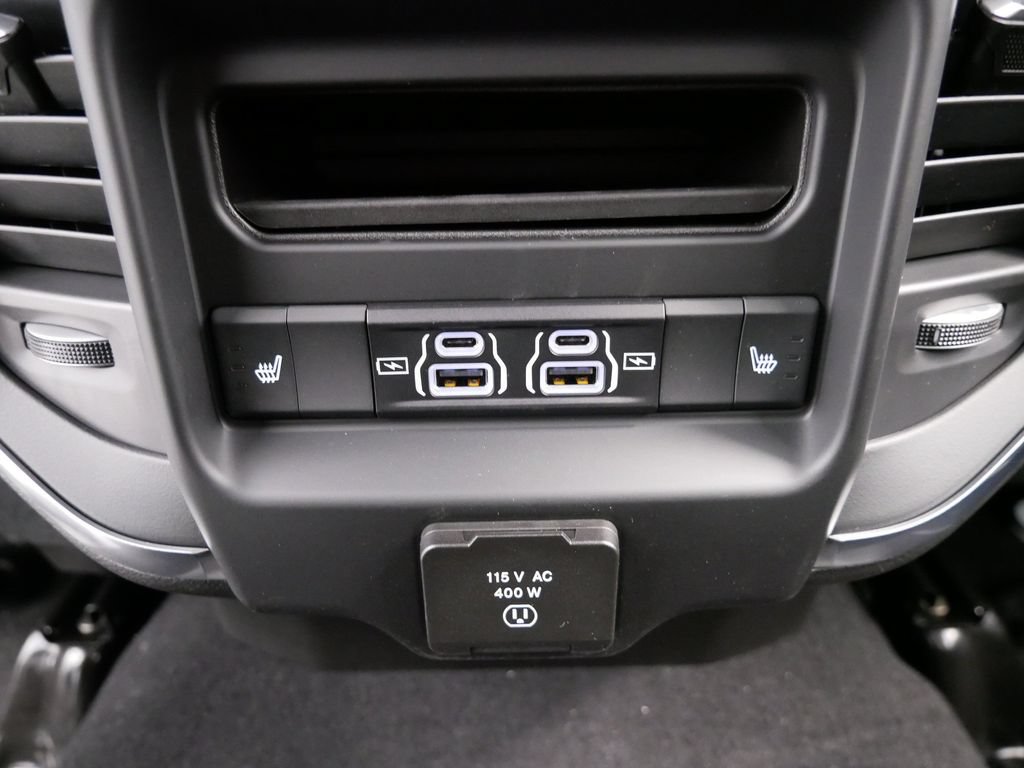 New 2026 RAM 3500 Laramie AWD/4WD image 16