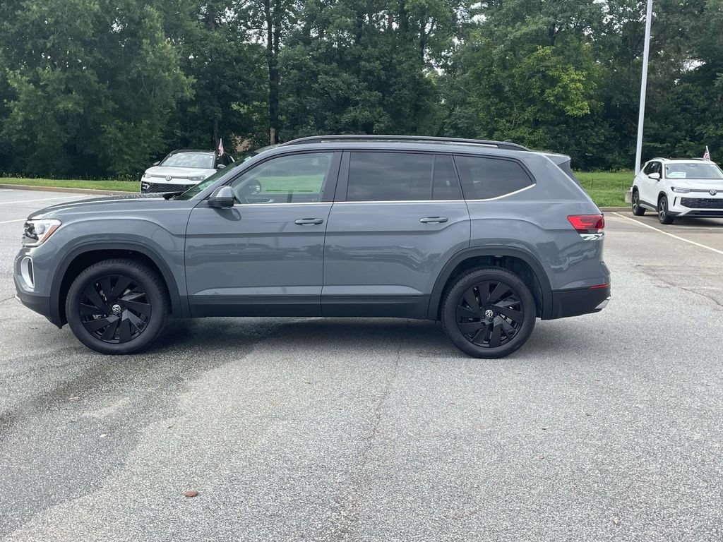 New 2026 Volkswagen Atlas SE FWD image 4