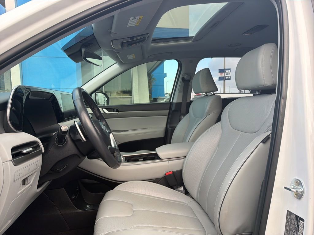 Used 2023 Hyundai Palisade SEL AWD/4WD image 2