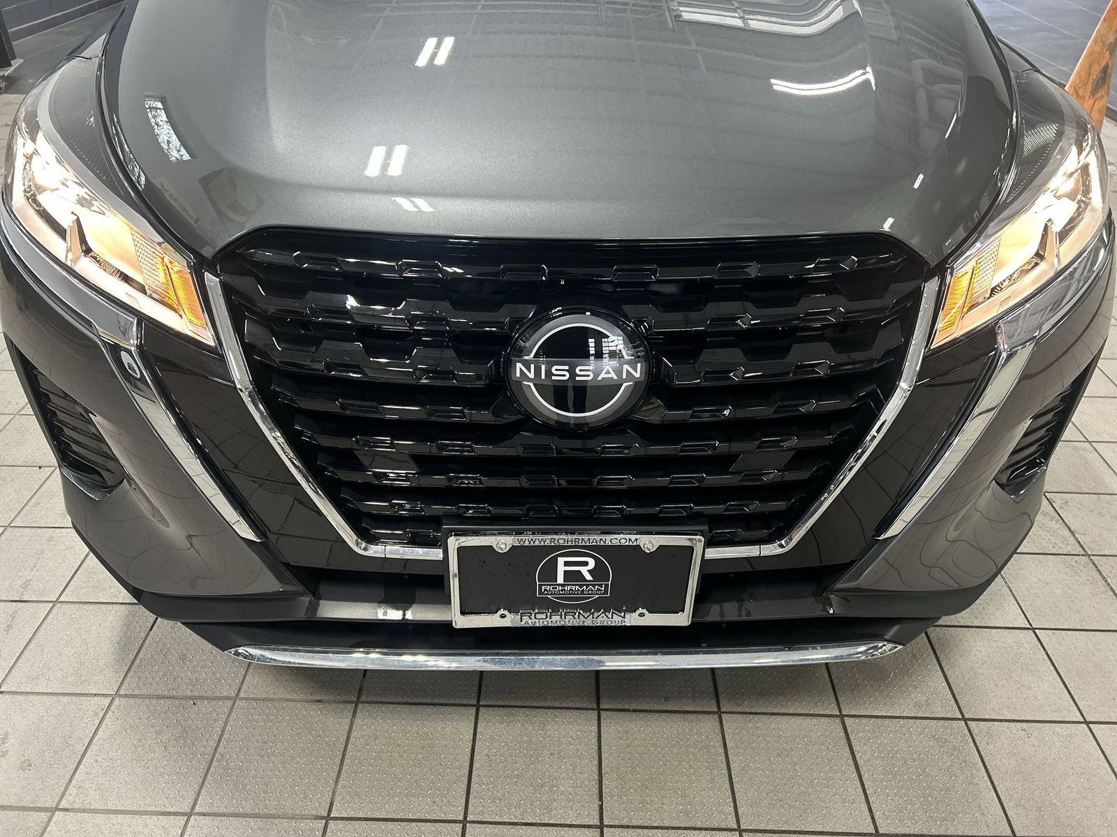 Certified 2025 Nissan Kicks Play S FWD image 33