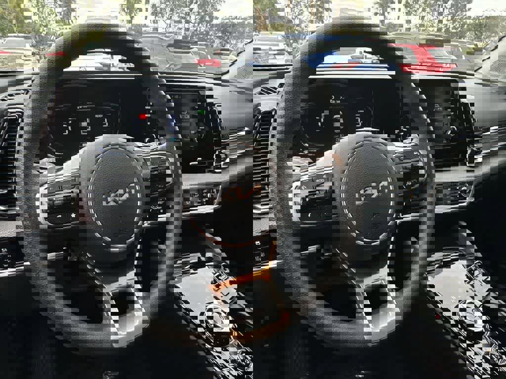 Certified 2023 Kia Sportage LX image 13