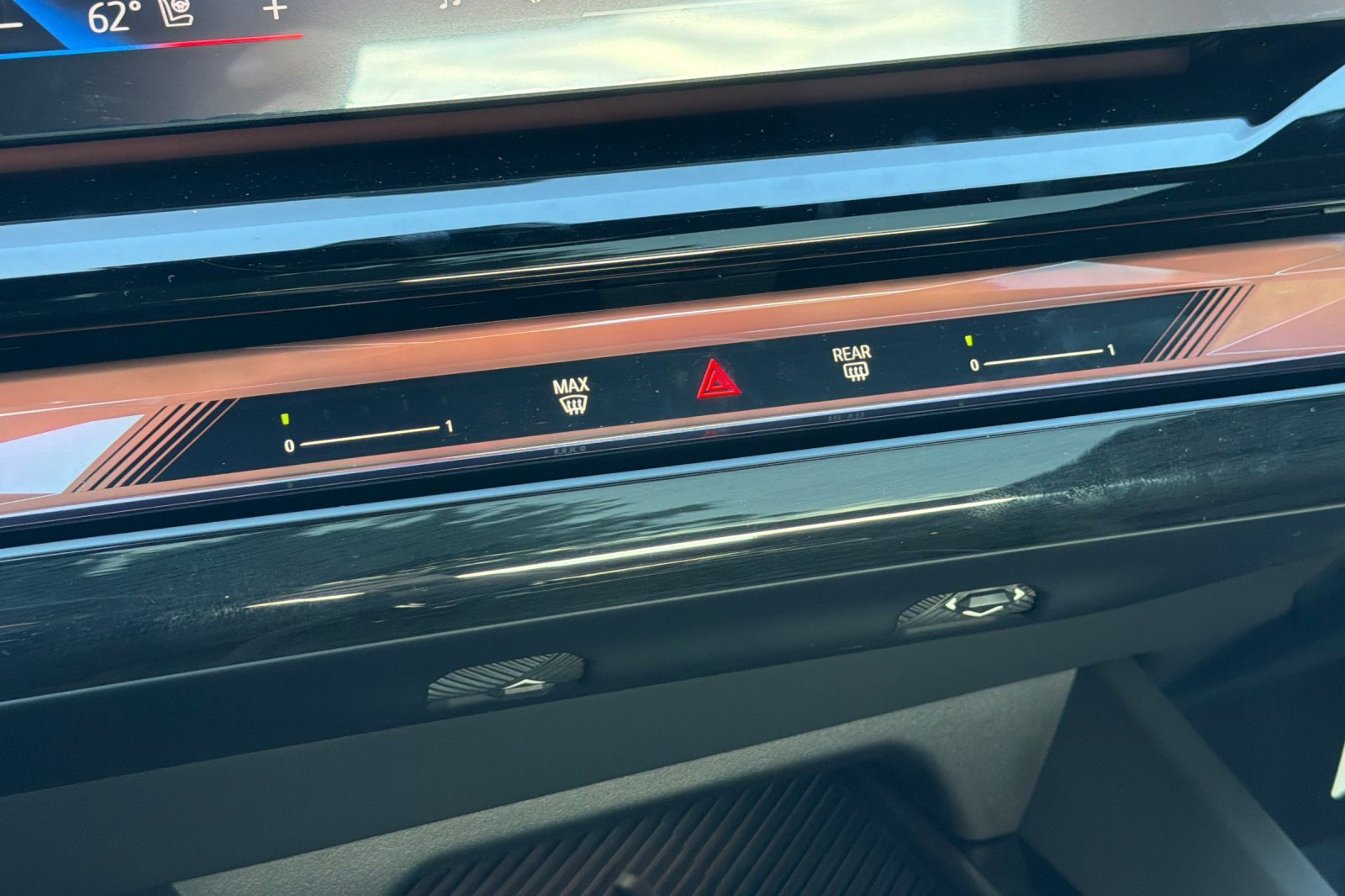 New 2027 BMW 550e xDrive AWD/4WD image 18