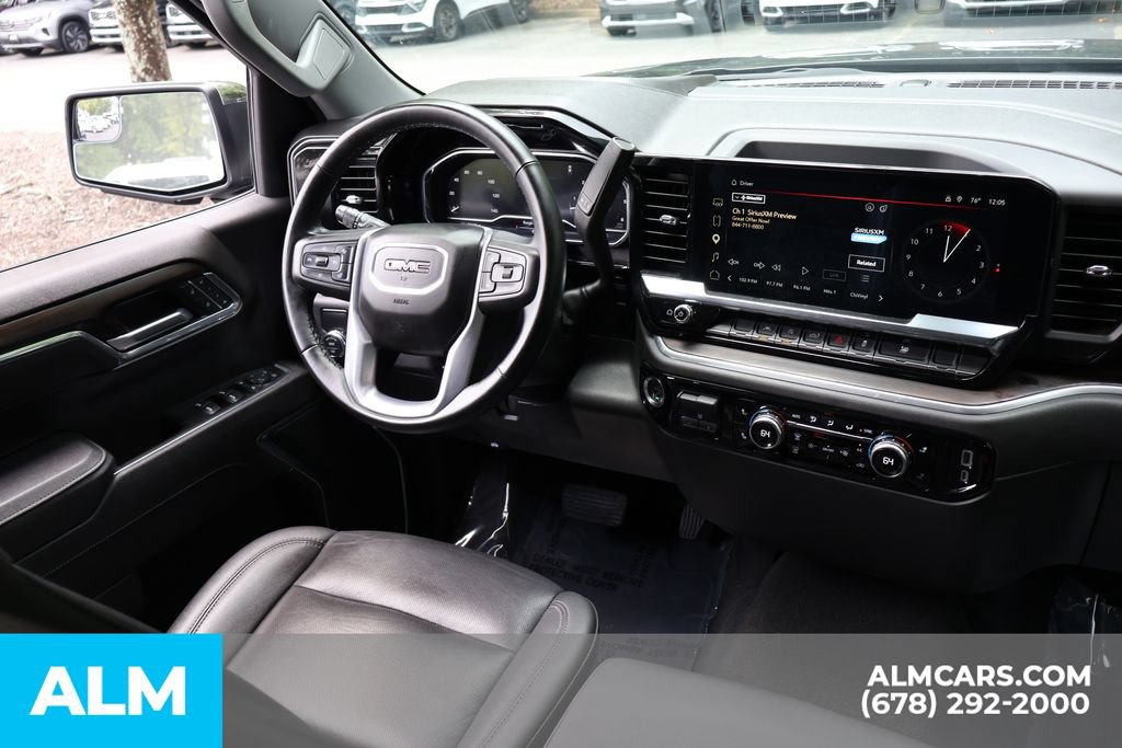 Used 2025 GMC Sierra 1500 SLT RWD image 23
