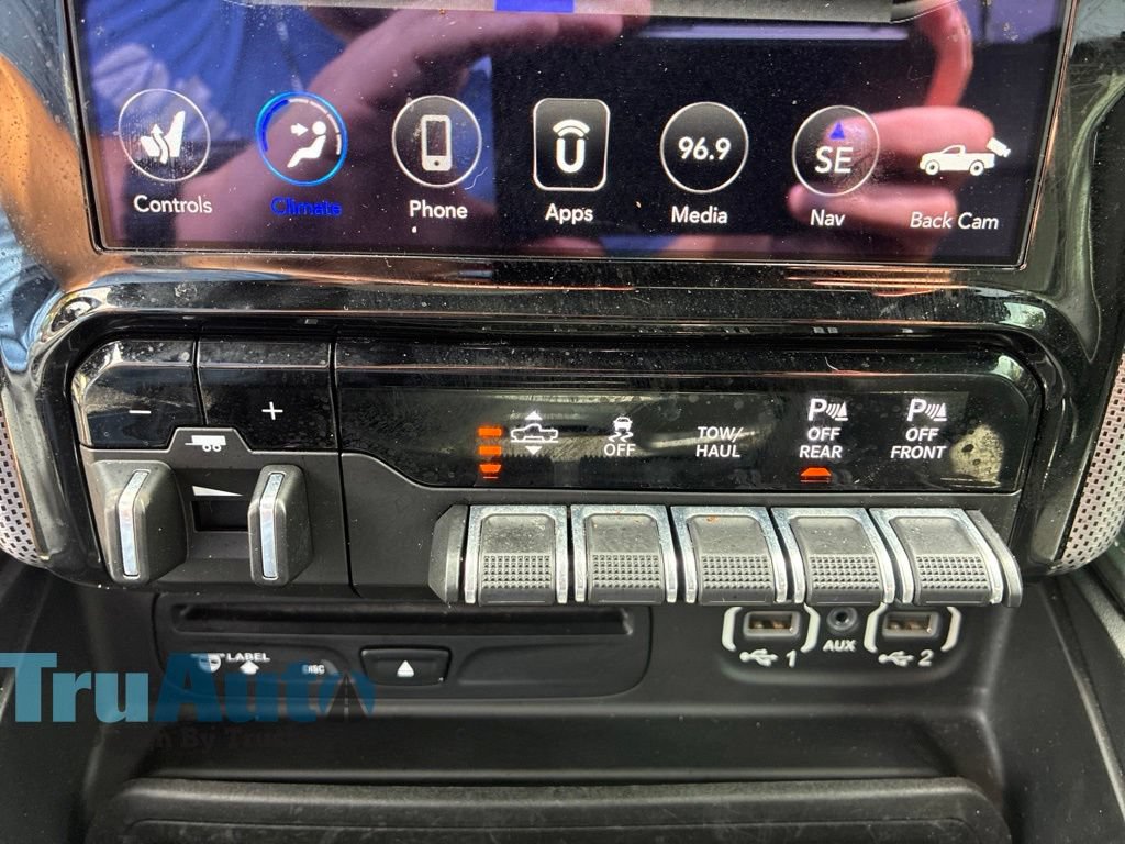 Used 2019 RAM 1500 Limited AWD/4WD image 35