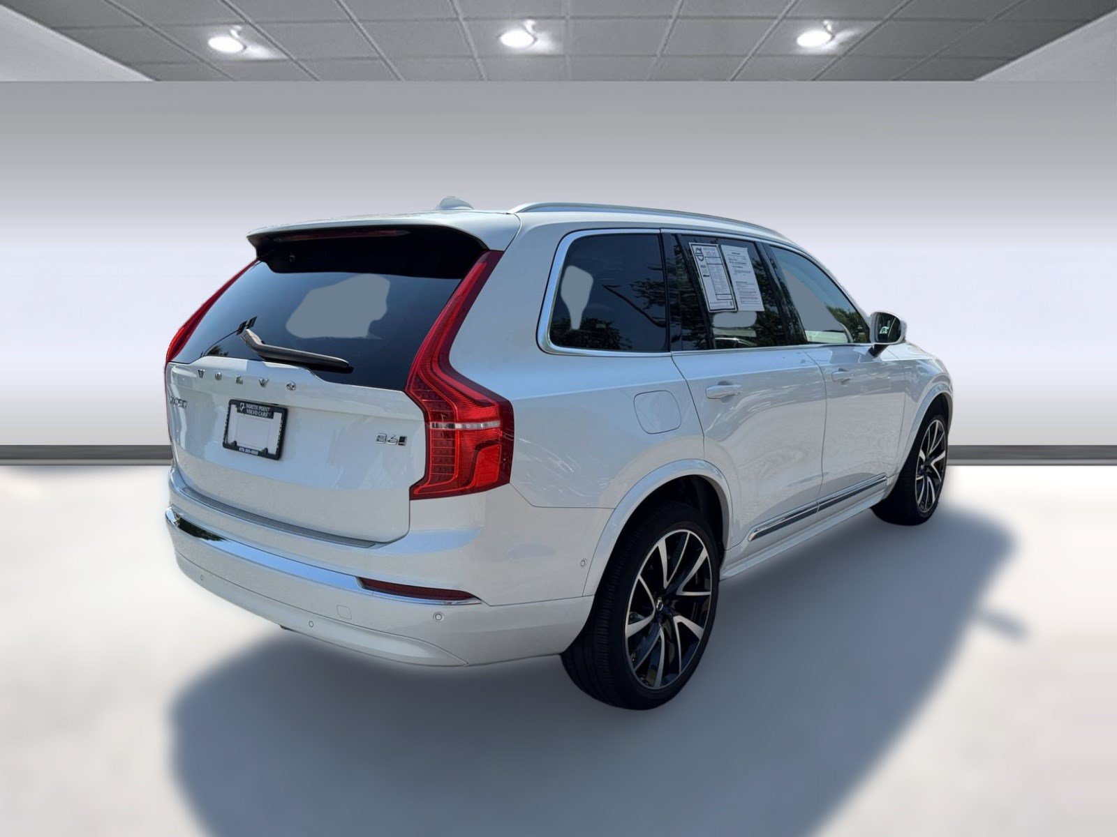 Certified 2023 Volvo XC90 B6 Plus w/ Protection Package Premier AWD/4WD image 9
