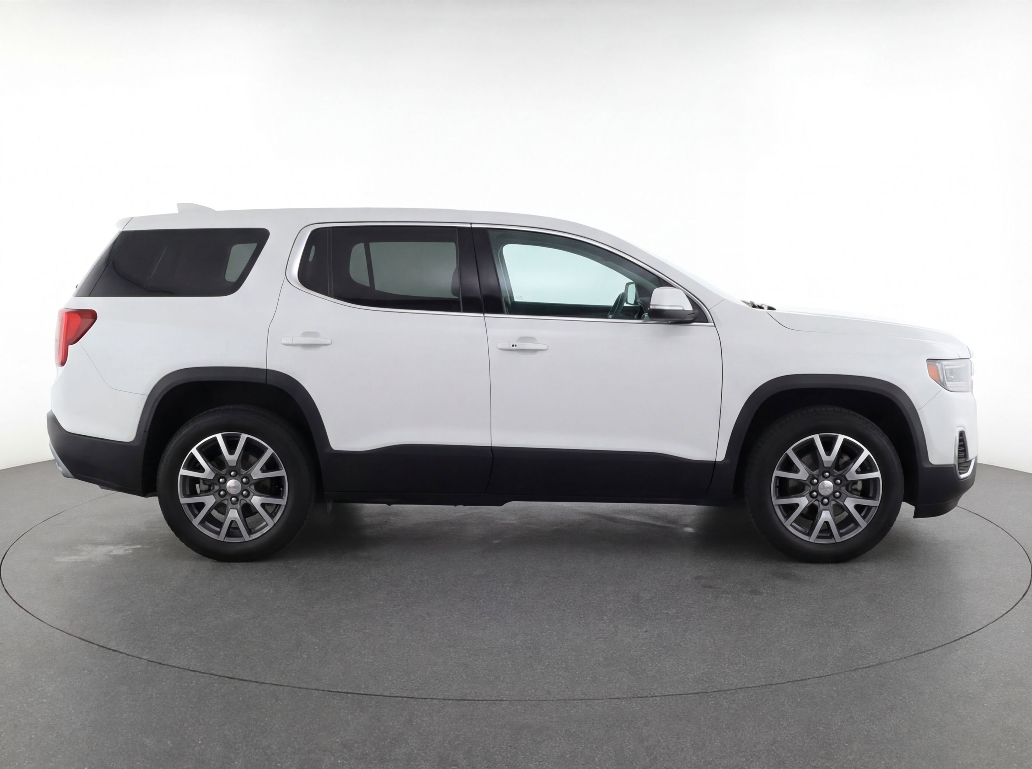 Used 2023 GMC Acadia SLT image 11