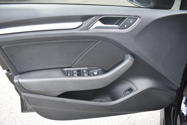 Used 2018 Audi A3 2.0T Premium Plus image 13