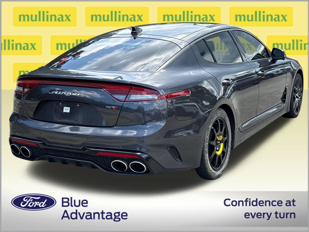 Used 2022 Kia Stinger GT2 w/ Red Interior Color Package RWD image 4