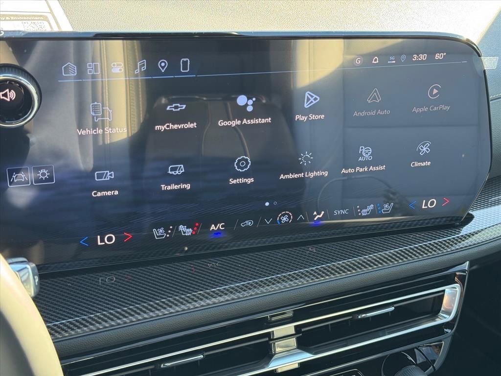 New 2026 Chevrolet Traverse High Country w/ LPO, Floor Liner Package image 18