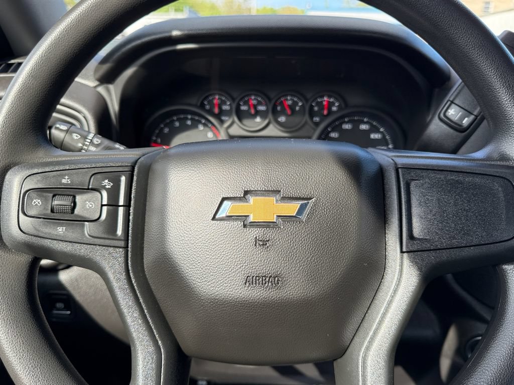 Used 2025 Chevrolet Silverado 1500 W/T RWD image 18