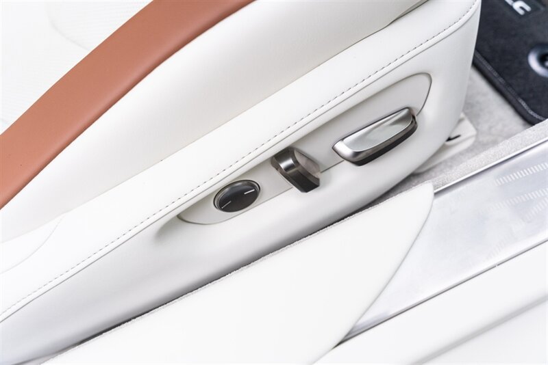 Used 2026 Lexus LC 500 Convertible w/ Inspiration Series RWD image 53