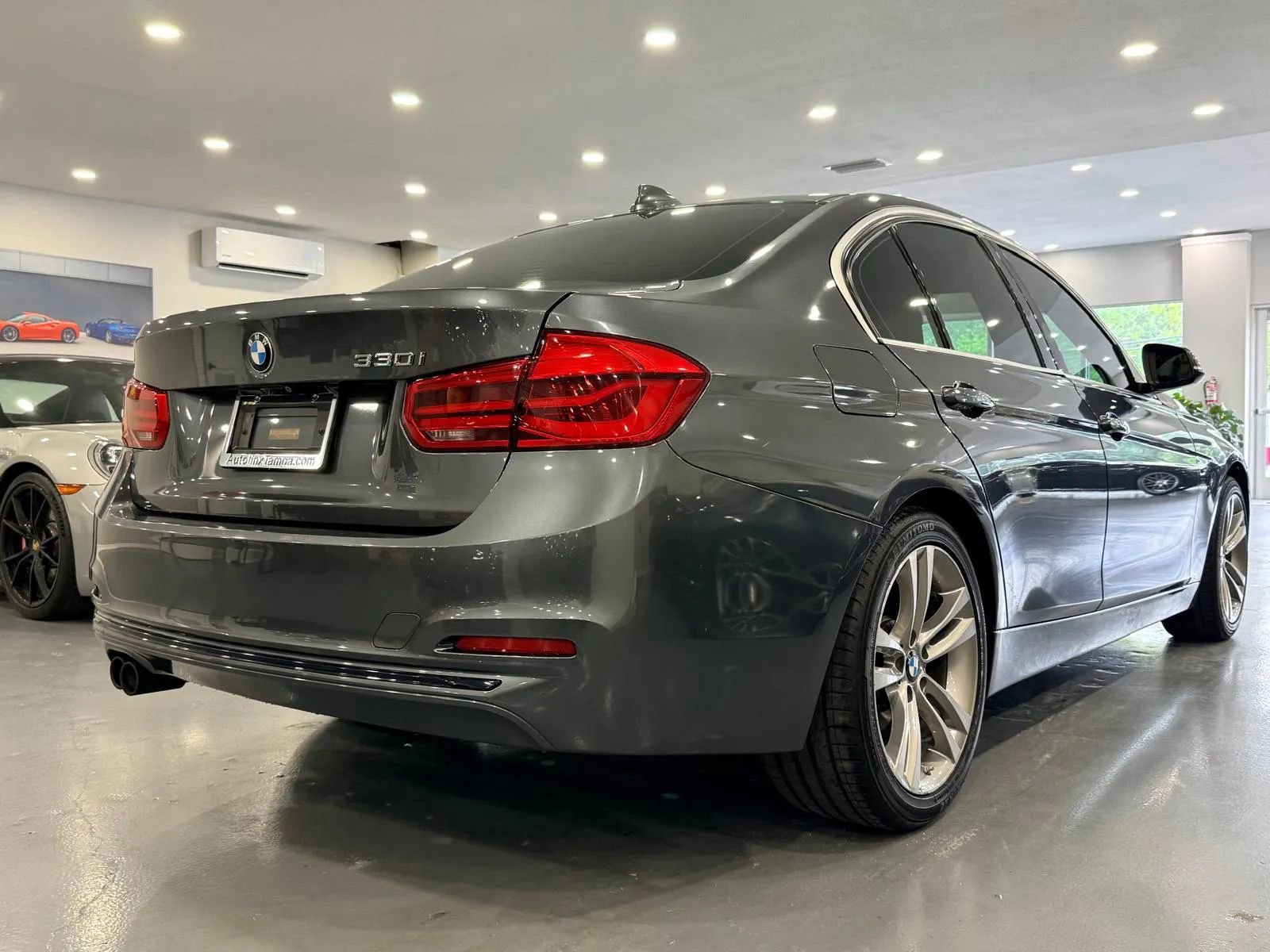 Used 2018 BMW 330i Sedan RWD image 7