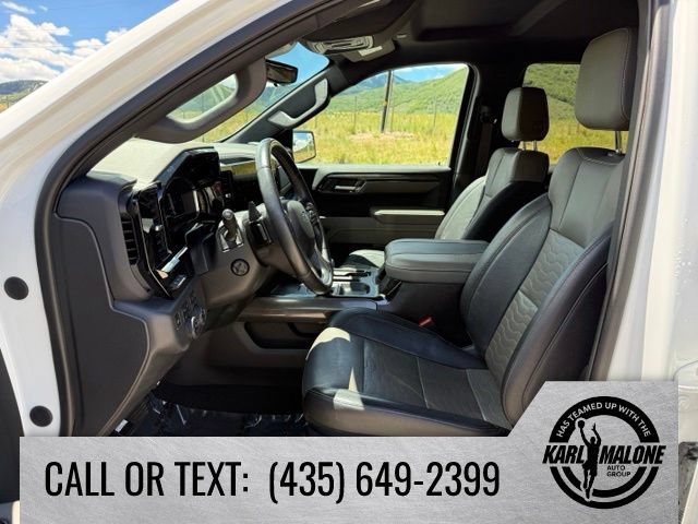 Used 2023 Chevrolet Silverado 1500 ZR2 w/ Technology Package AWD/4WD image 14