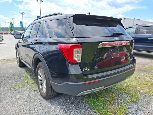 Used 2021 Ford Explorer XLT w/ Equipment Group 202A AWD/4WD image 7