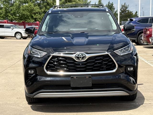 Used 2024 Toyota Highlander Platinum AWD/4WD image 8
