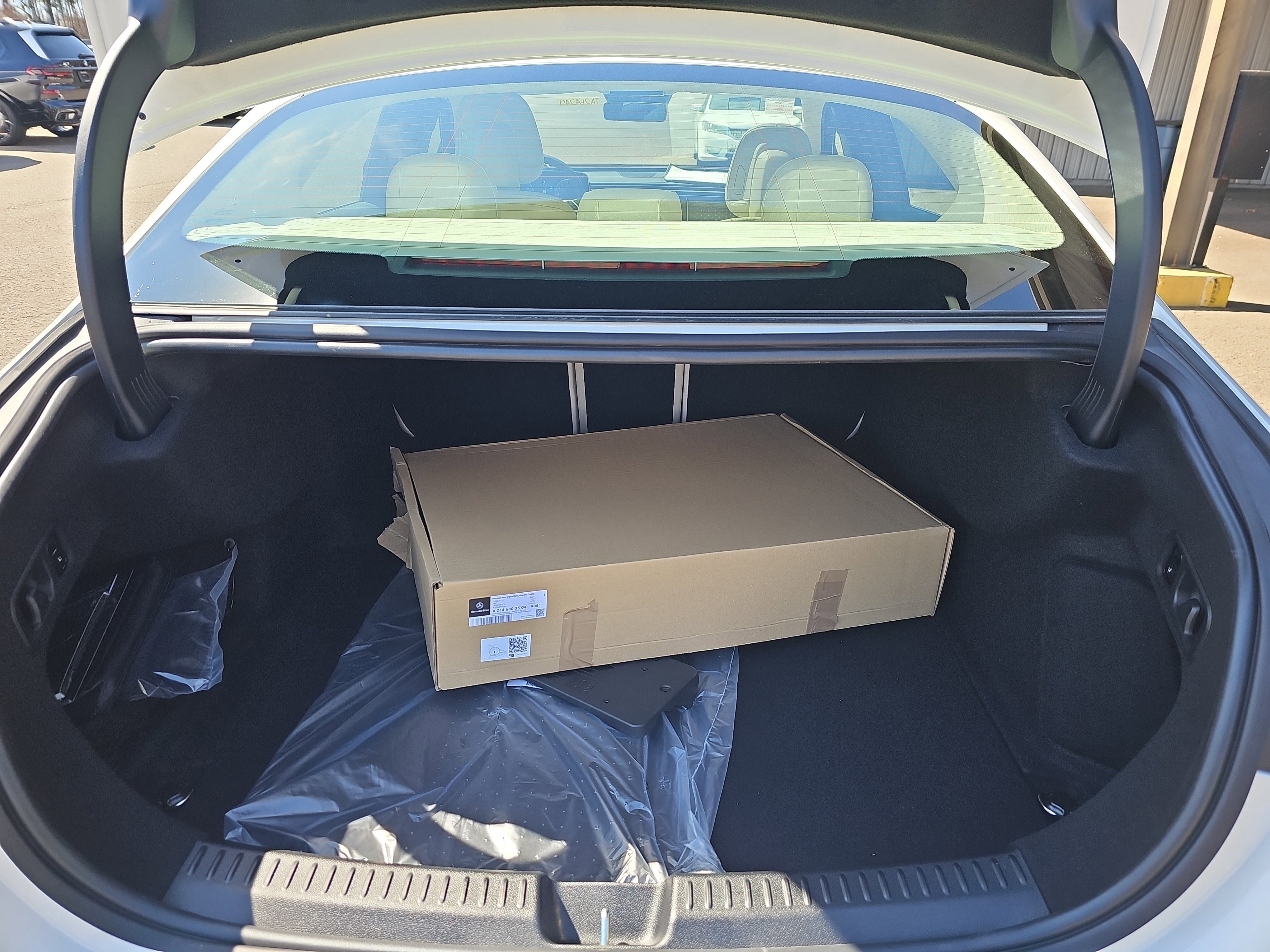 New 2026 Mercedes-Benz E 350 4MATIC Sedan image 13