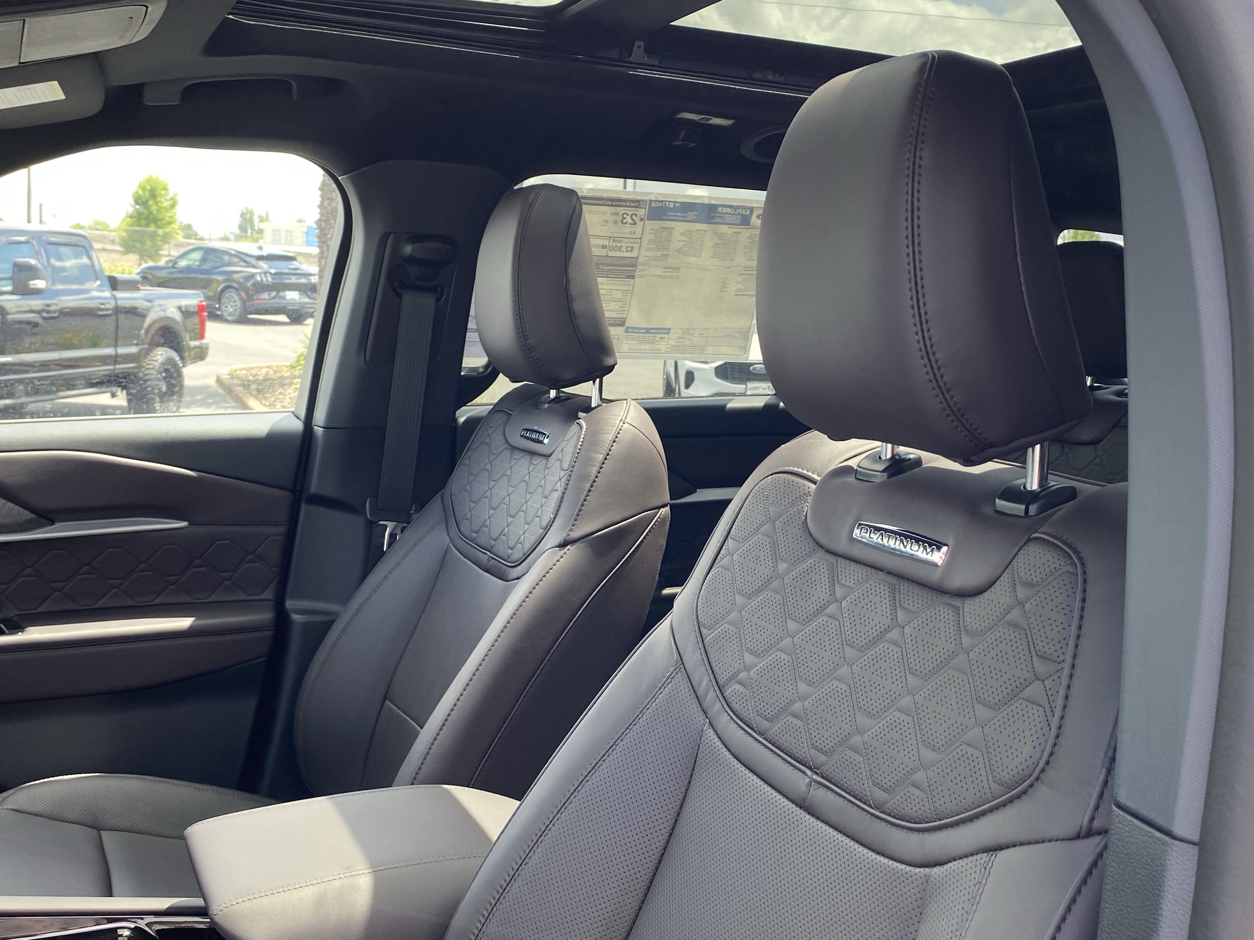 New 2025 Ford Explorer Platinum w/ LUX Leather Package image 16
