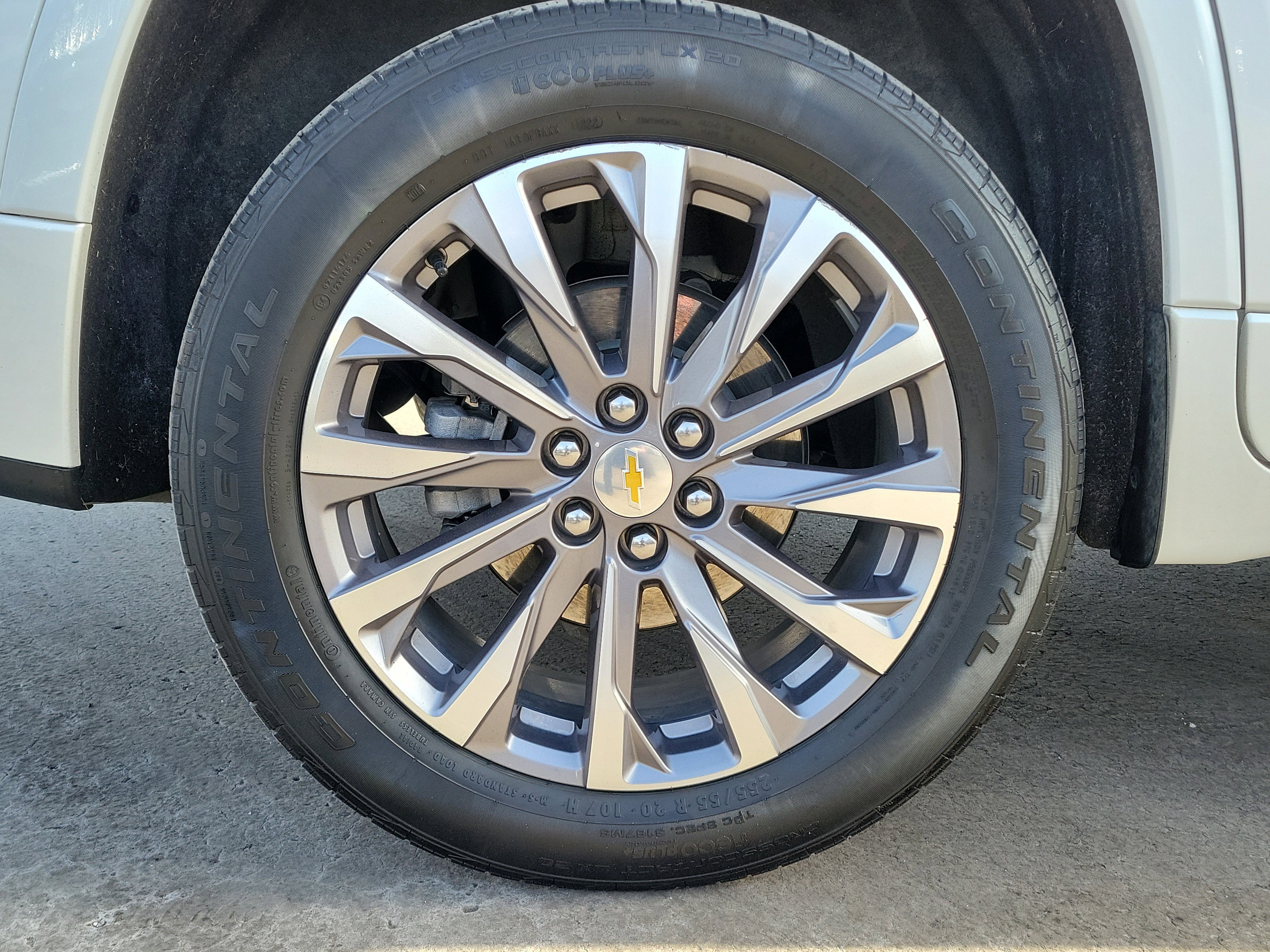 Used 2022 Chevrolet Traverse Premier w/ LPO, Floor Liner Package image 5