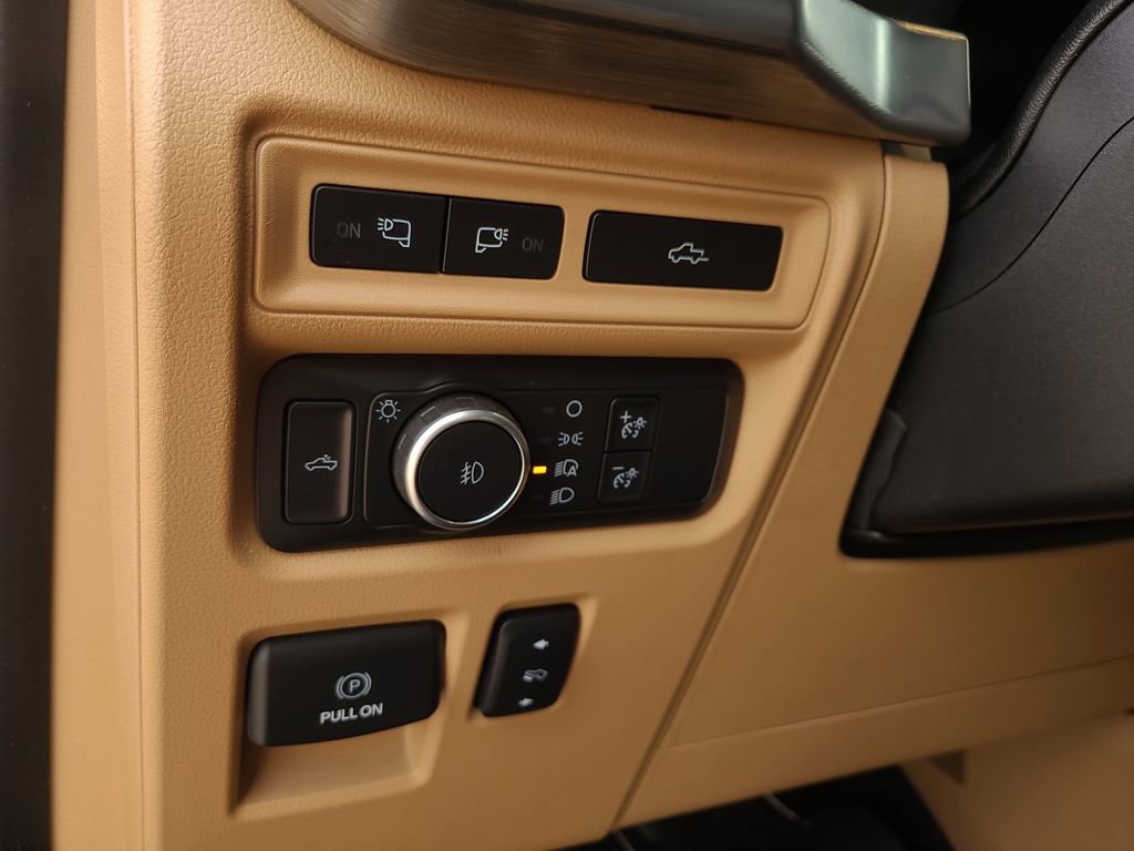 Used 2021 Ford F150 Lariat w/ Equipment Group 502A High image 23