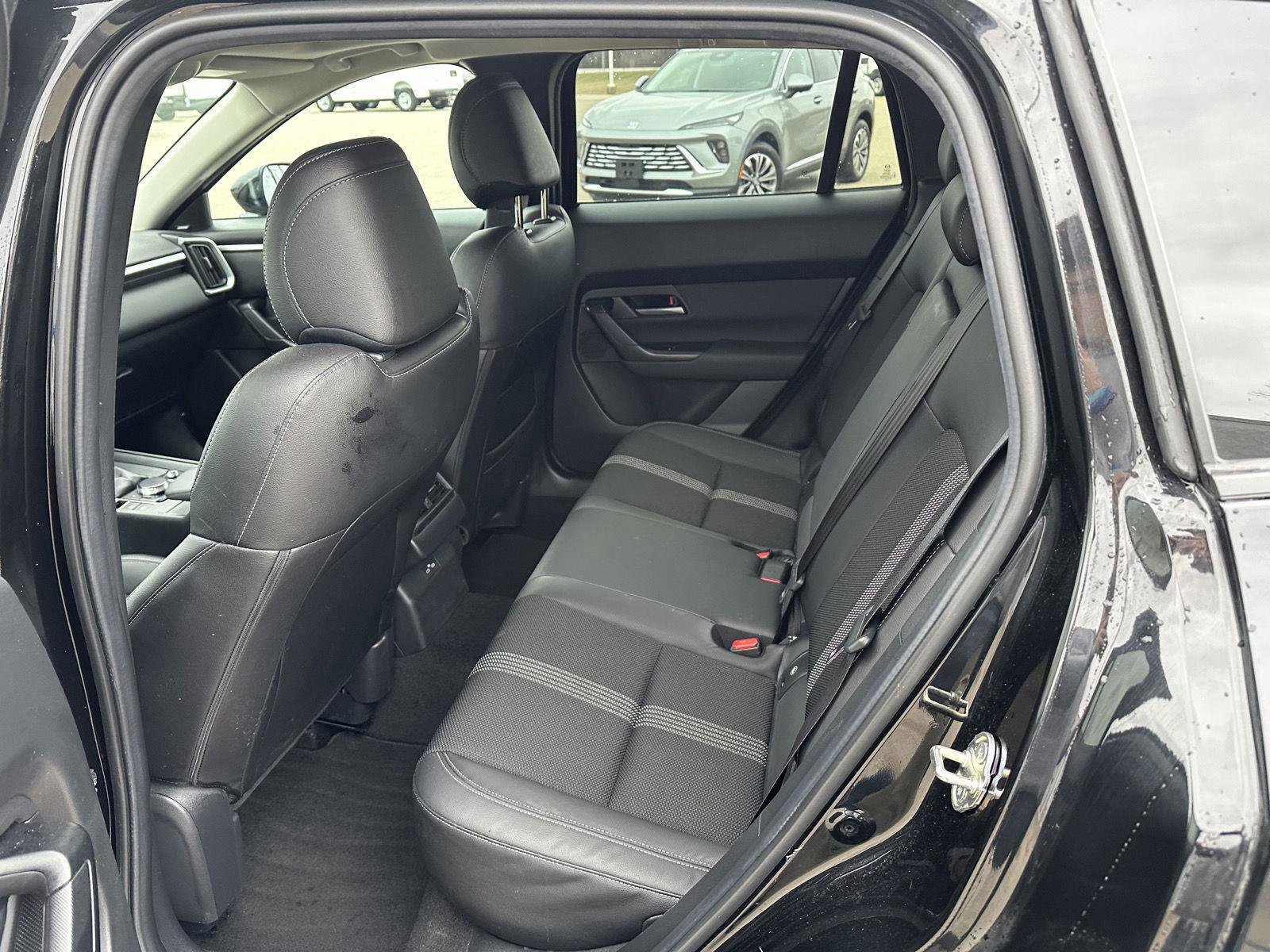 Used 2025 MAZDA CX-50 AWD 2.5 S w/ Premium Package image 14