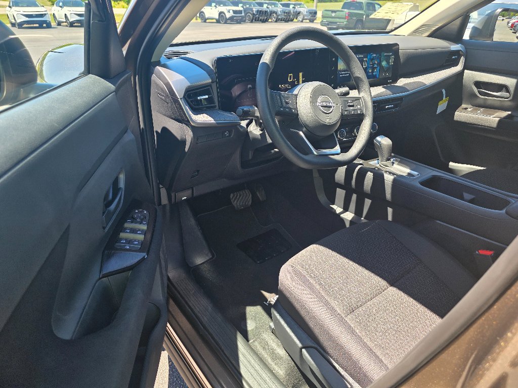 New 2026 Nissan Kicks S FWD image 13