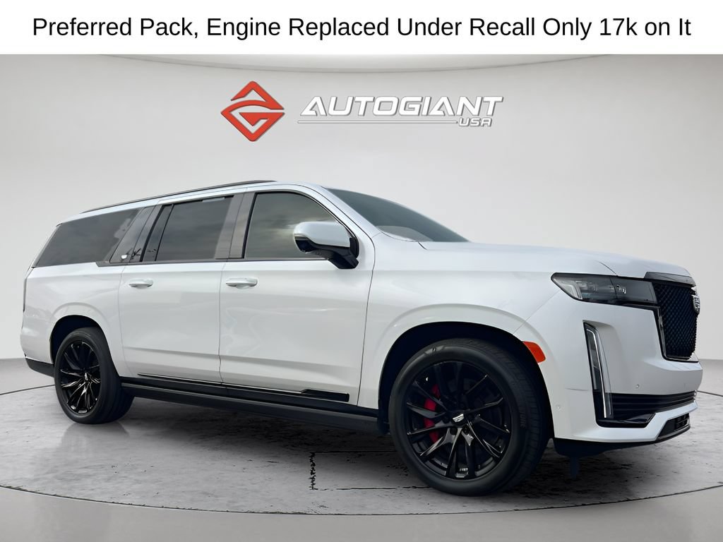 Used 2022 Cadillac Escalade ESV Sport Platinum w/ LPO, ONYX Package AWD/4WD image 9