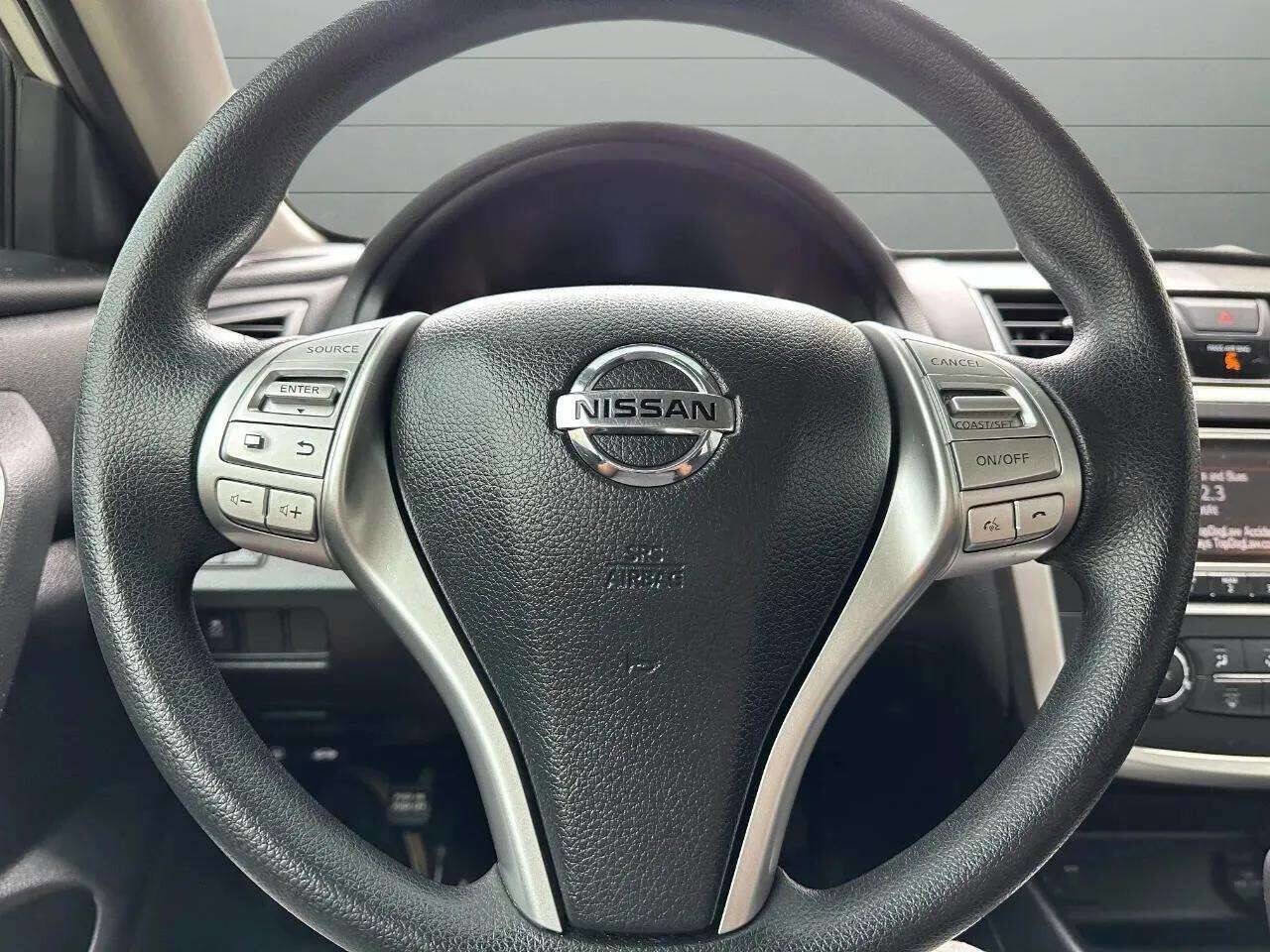 Used 2017 Nissan Altima 2.5 S w/ Power Driver Seat Package image 14